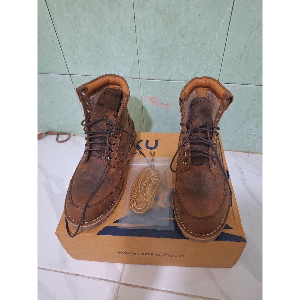 koku footwear  , bahan kulit