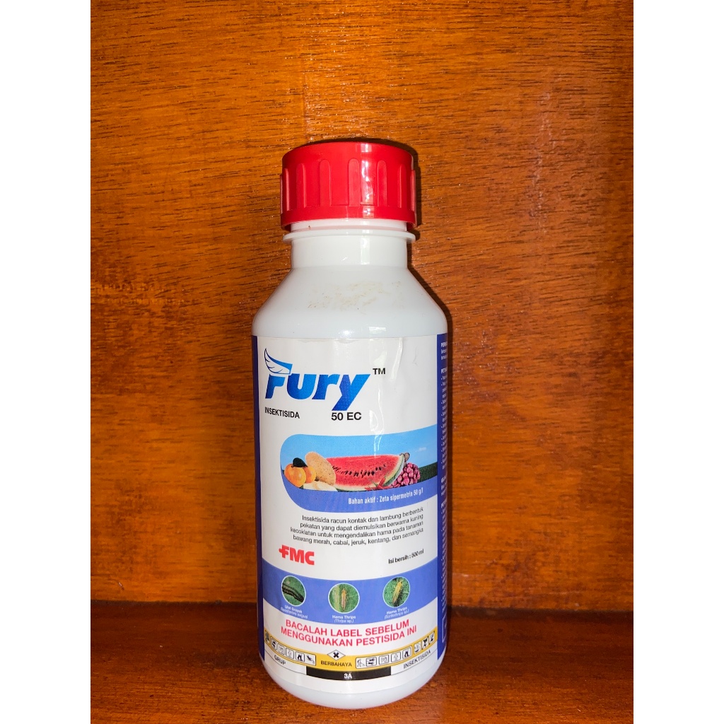 Insektisida Fury 50 EC 500ml - racun kontak dan lambung berbentuk pekatan kuning kecoklatan berbahan