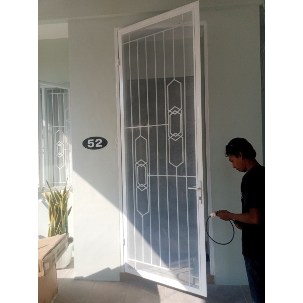 pintu teralis besi kasa nyamuk