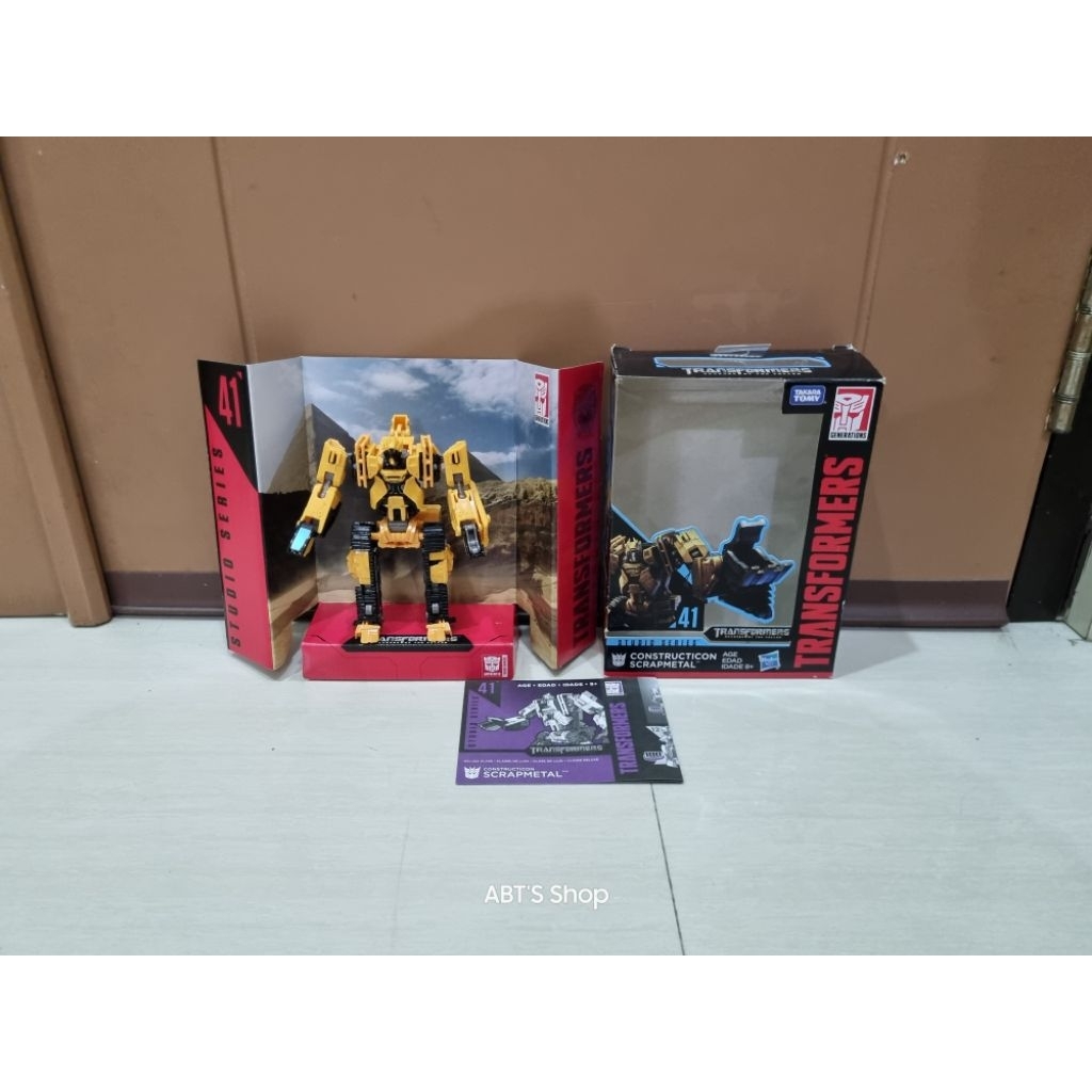 Studio Series No.41 Decepticon Constructicon Scrapmetal (left hand of Devastator)