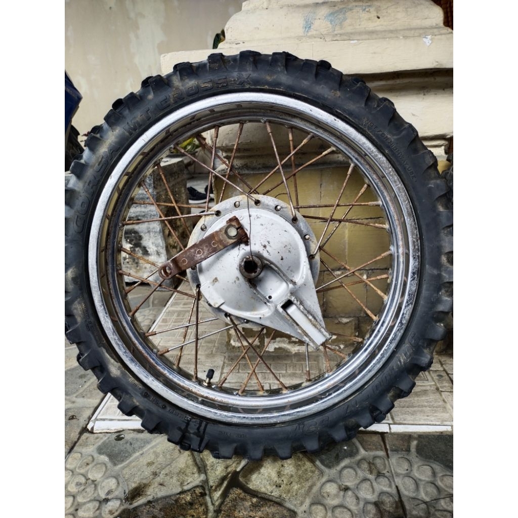 Velg Megapro Monoshock karbu lengkap