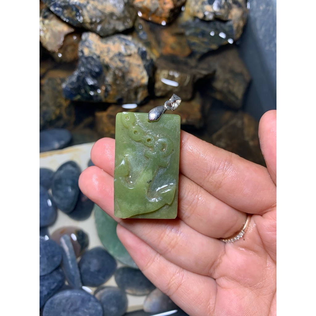 LIONTIN GIOK UKIRAN NAGA