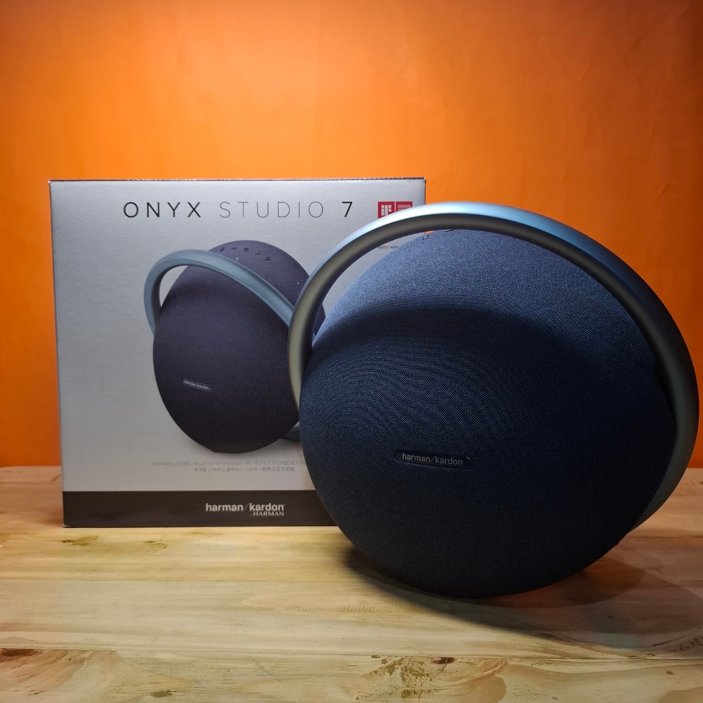 Harman Kardon Onyx Studio 7