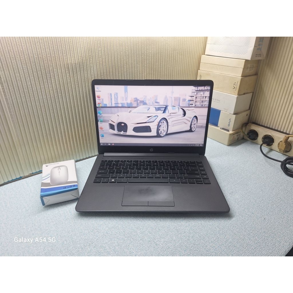 Laptop Hp 245 G8 Amd Athlon Silver 3050U 4/256GB Normal