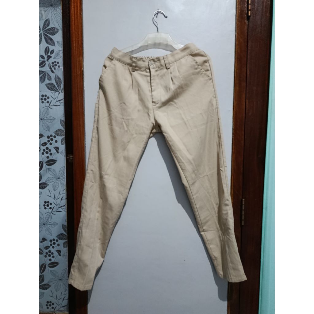 CELANA KAIN KREM IVORY [Preloved]