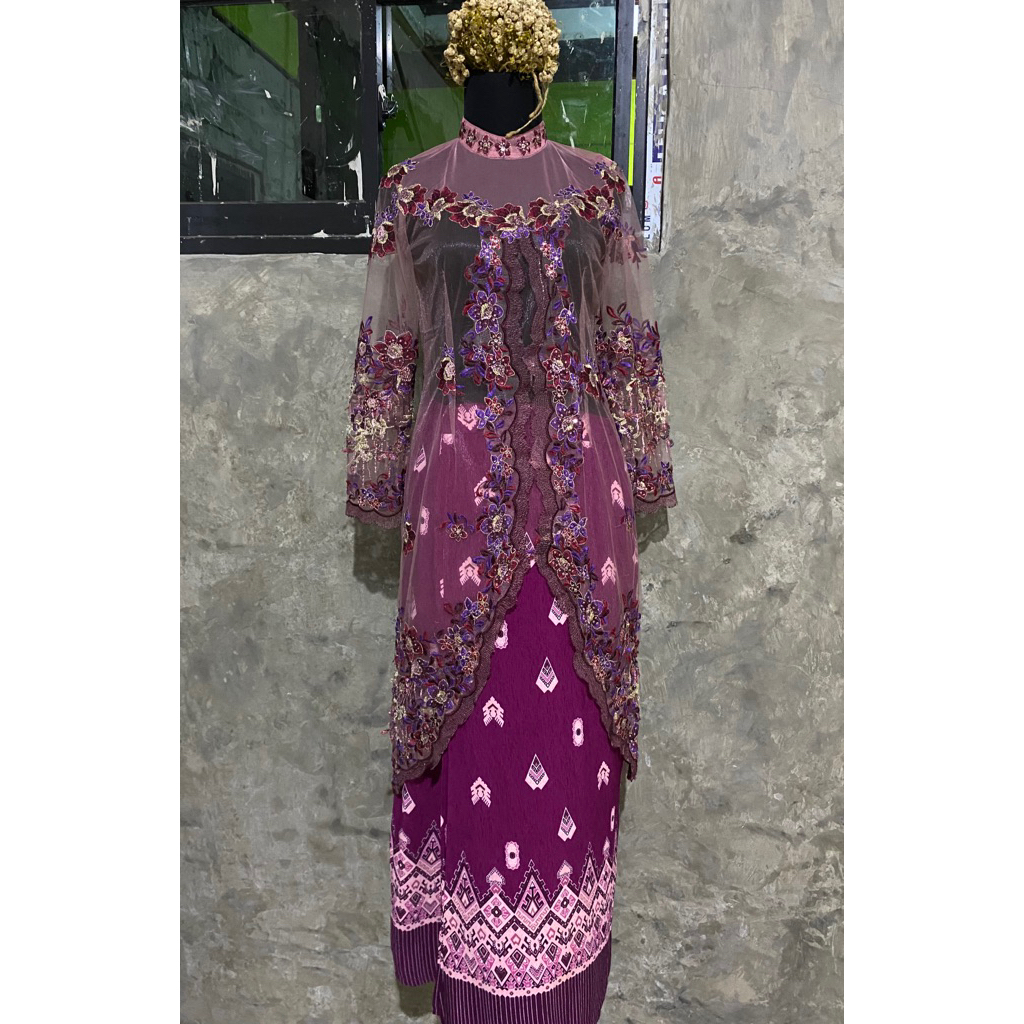 PRELOVED SET OUTER KEBAYA