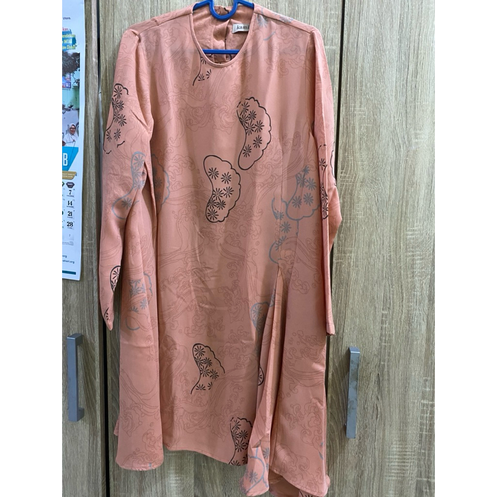 Preloved tunik KAMIIDEA warna Thai tea size M