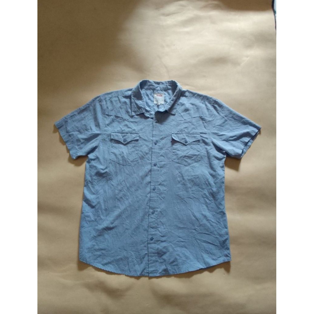 Kemeja lengan pendek Levis sz XL