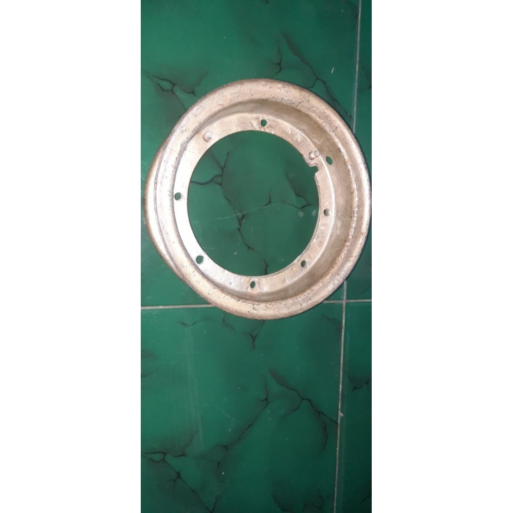 velg vespa ring 8