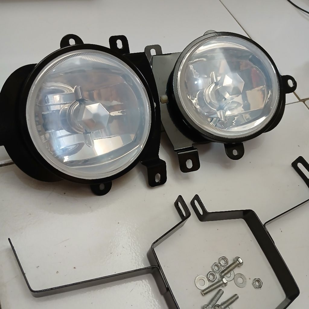 FOGLAMP APV LAMA  ( TANPA KABEL + SWITCH )