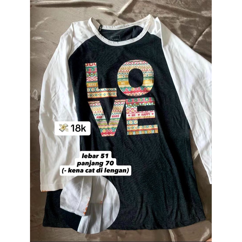 (PRELOVED) kaos cewek