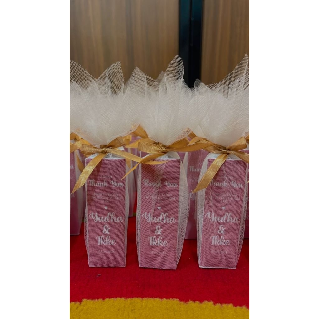 Souvenir Pernikahan Parfum