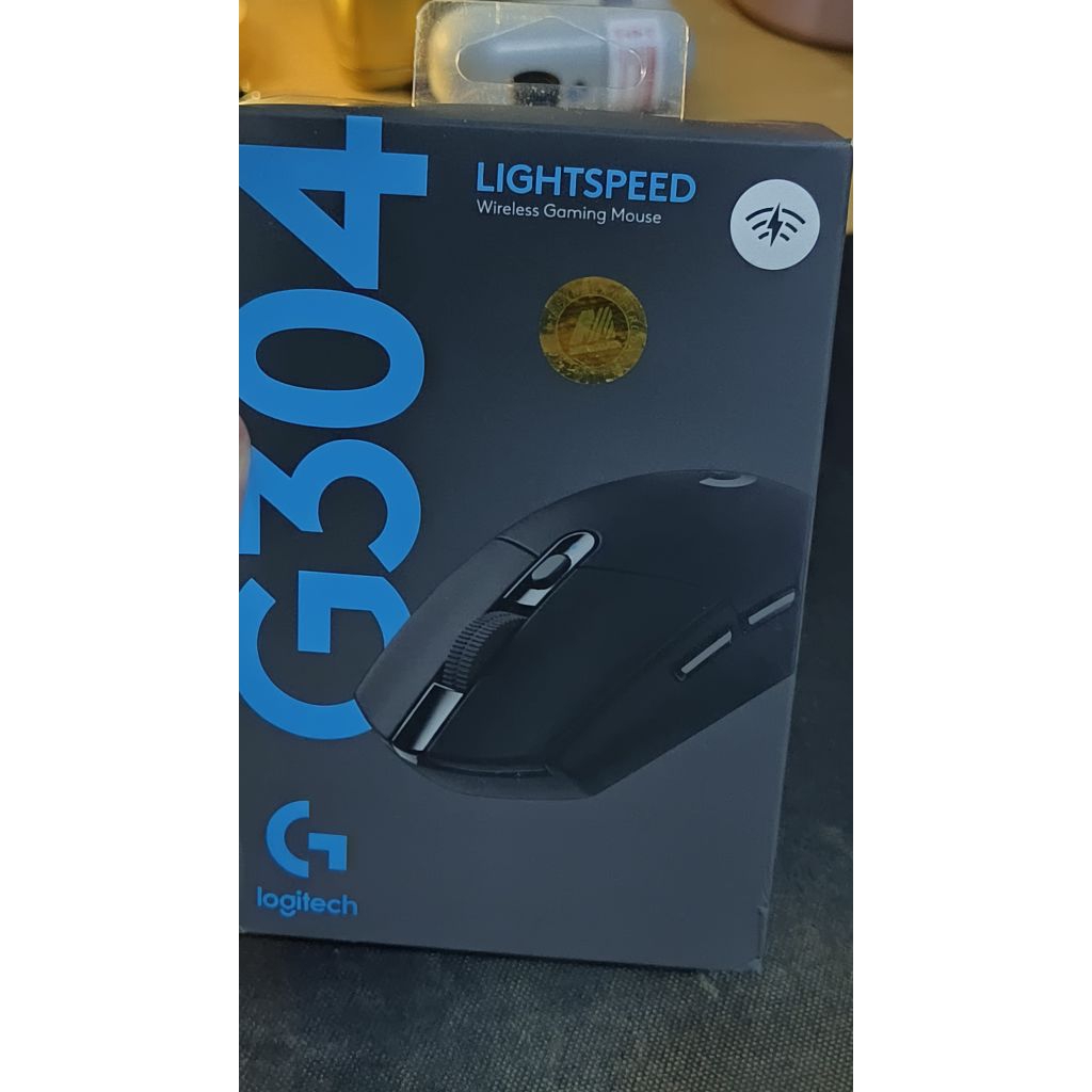 Logitech G304 Wireless Gaming Mouse (preloved)