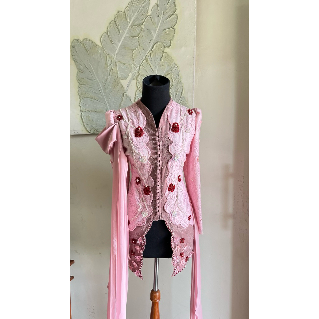 KEBAYA DUSTY PINK/KEBAYA PINK/KEBAYA WISUDA/KEBAYA TUNANANGAN/KEBAYA ELEGANT
