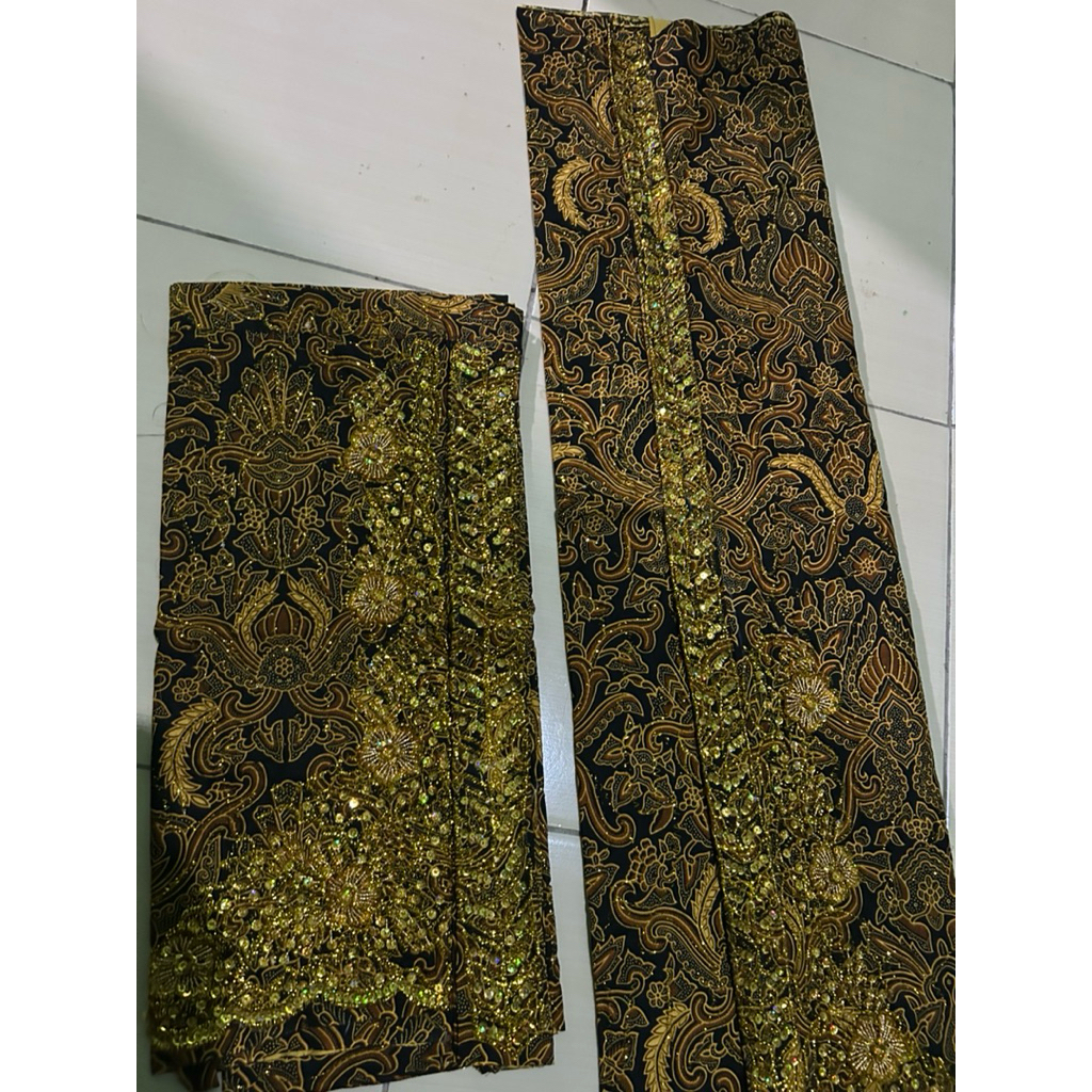 kain pengantin wiru payet