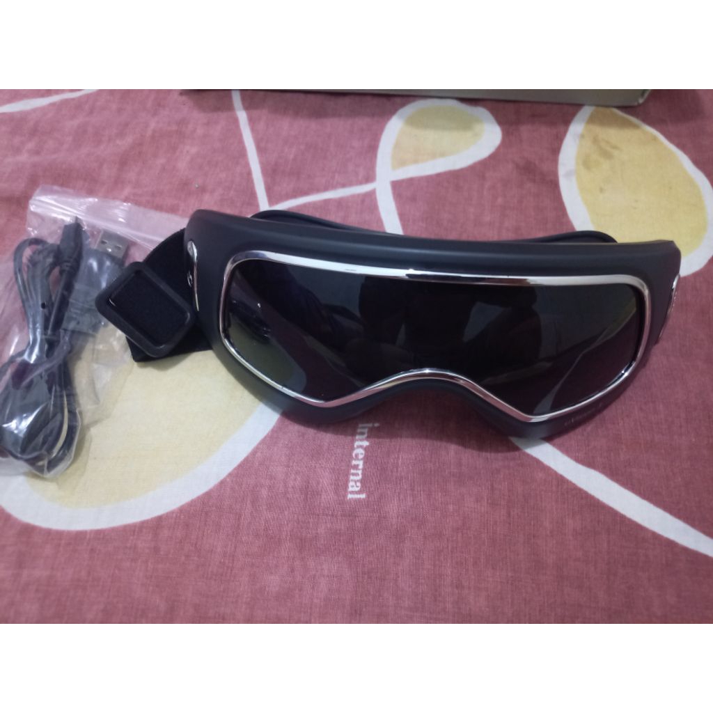 OSIM ALAT PIJAT MATA