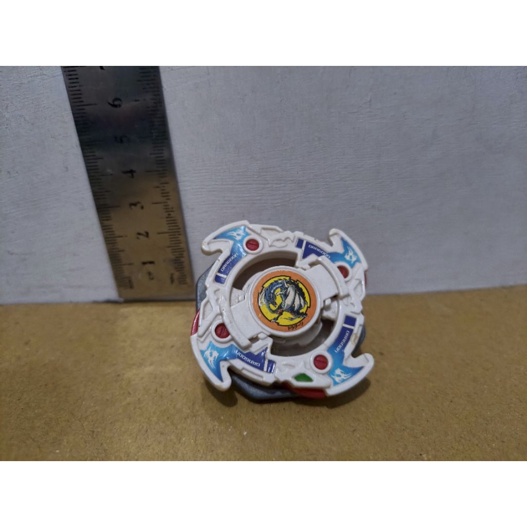 Beyblade Bakuten Dragoon F Takara Tomy
