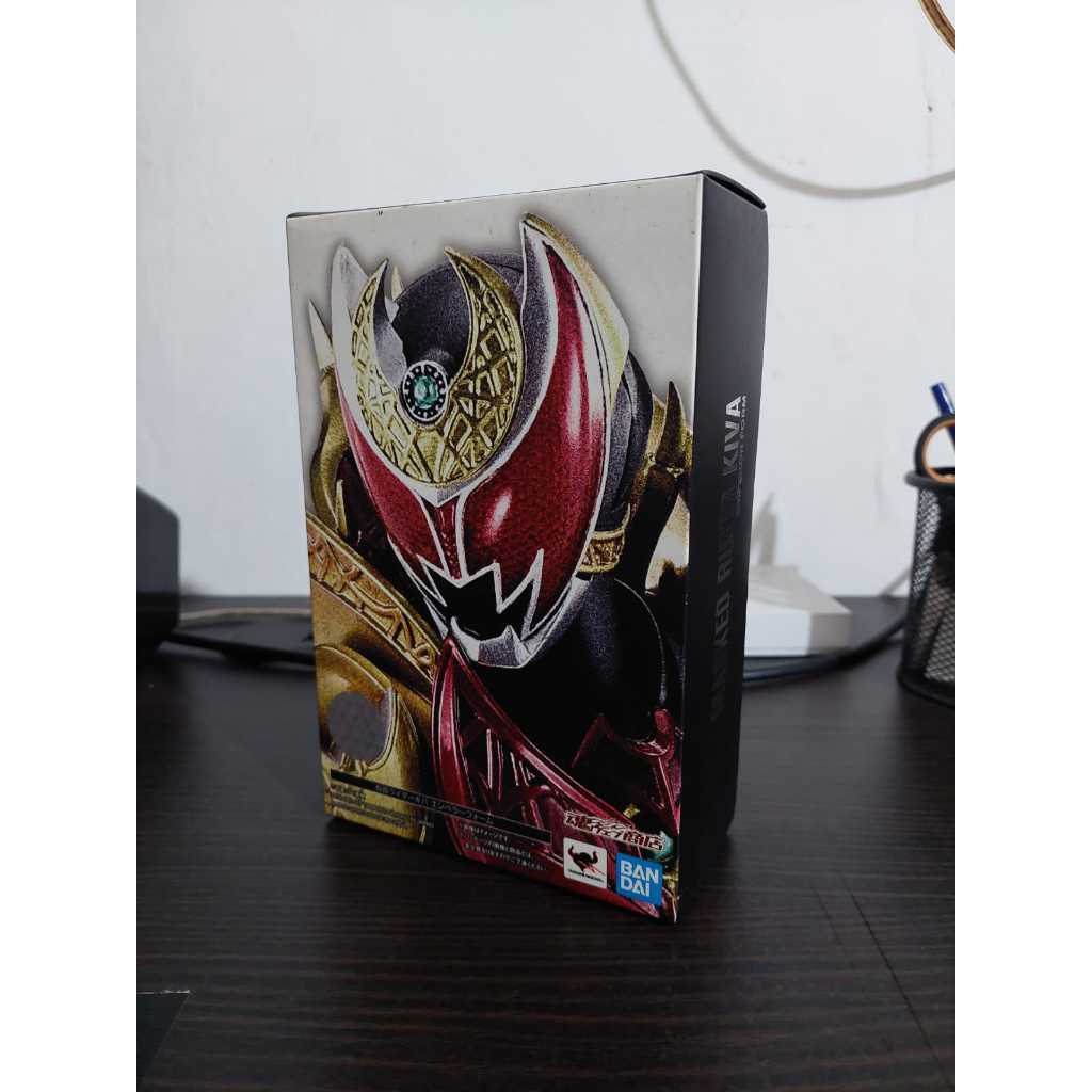 SHF SS Kamen Rider Kiva Emperor