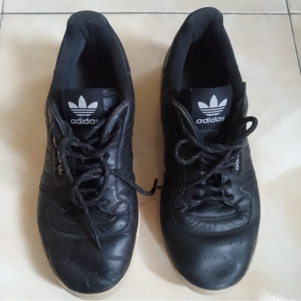 Sepatu Adidas Original Tubular Runner Black Running White