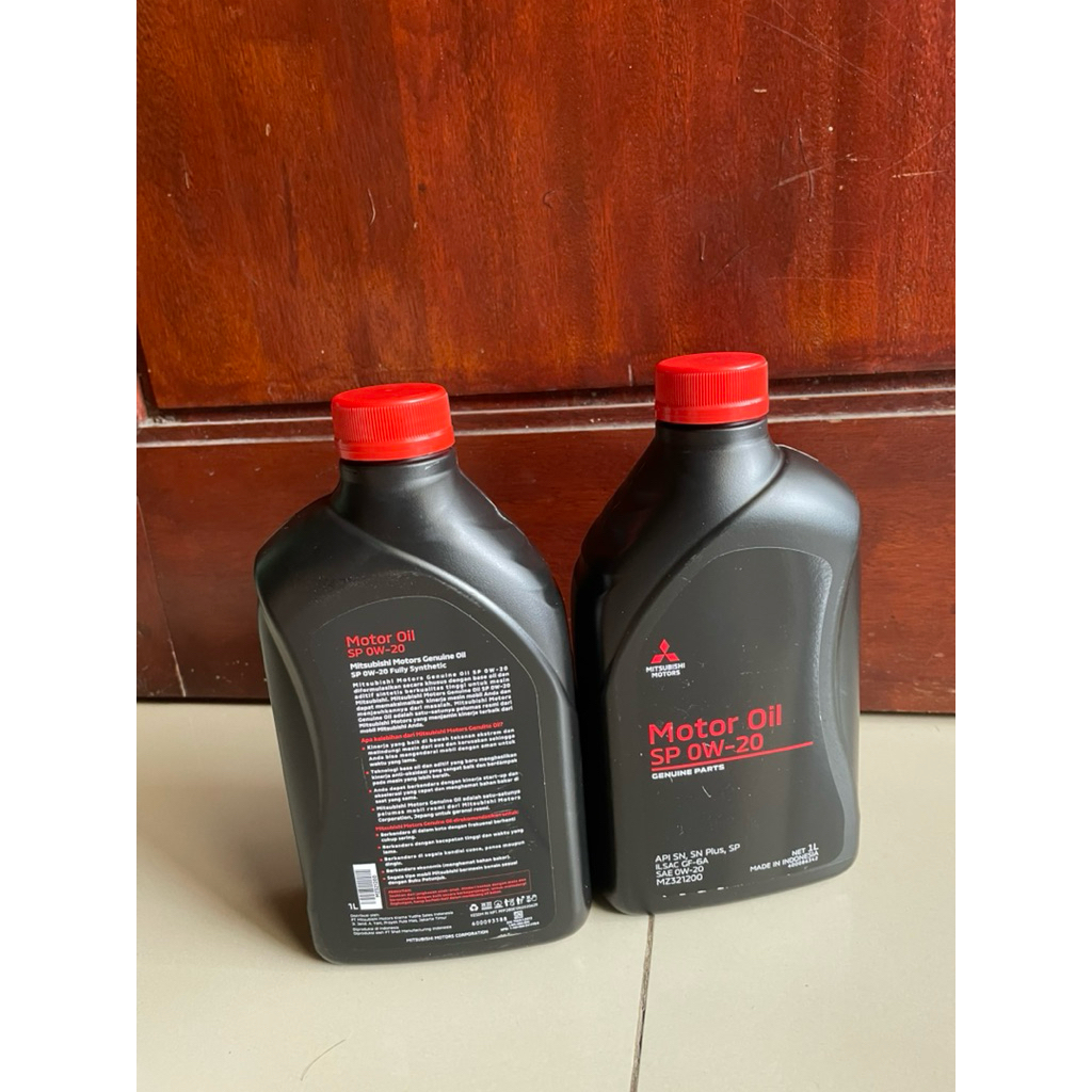 OLI Mitsubishi SP 0W-20 ORI OLI MESIN Untuk XPANDER,MIRAGE,OUTLANDER