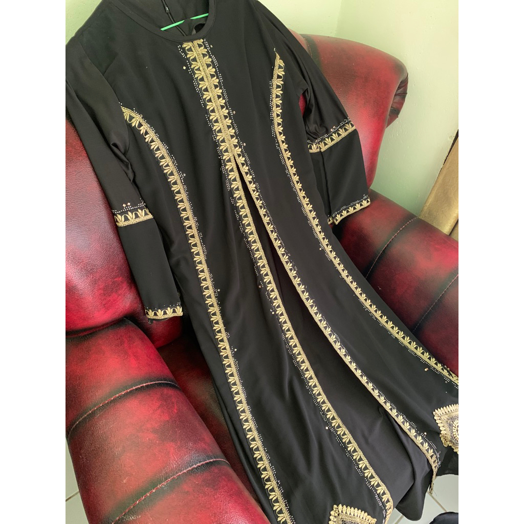 Preloved abaya black bordir gold mewah