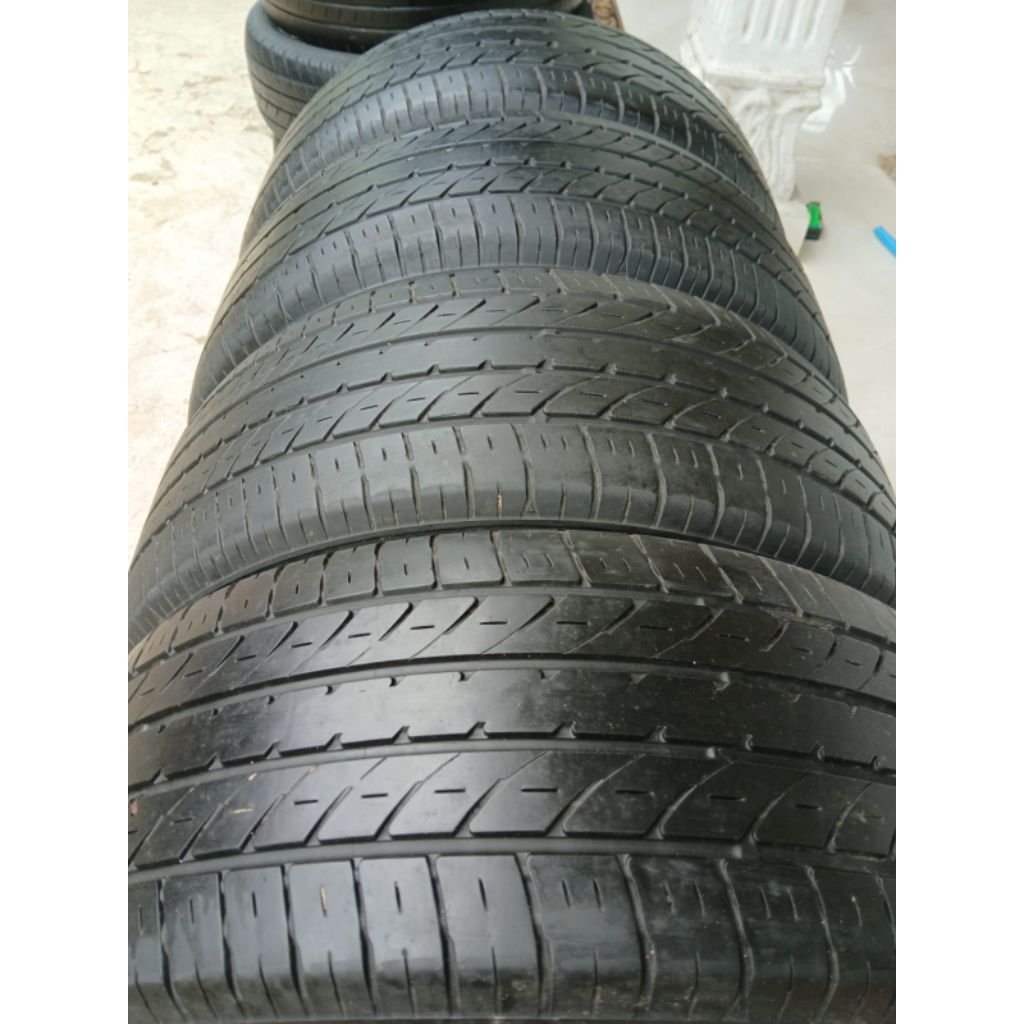 Ban Toyo 235/50 R18