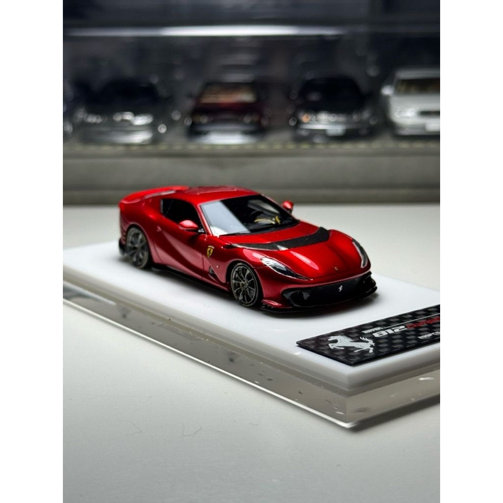 Thrill Of Collector (resin) Ferrari 812 Rosso Fuoco