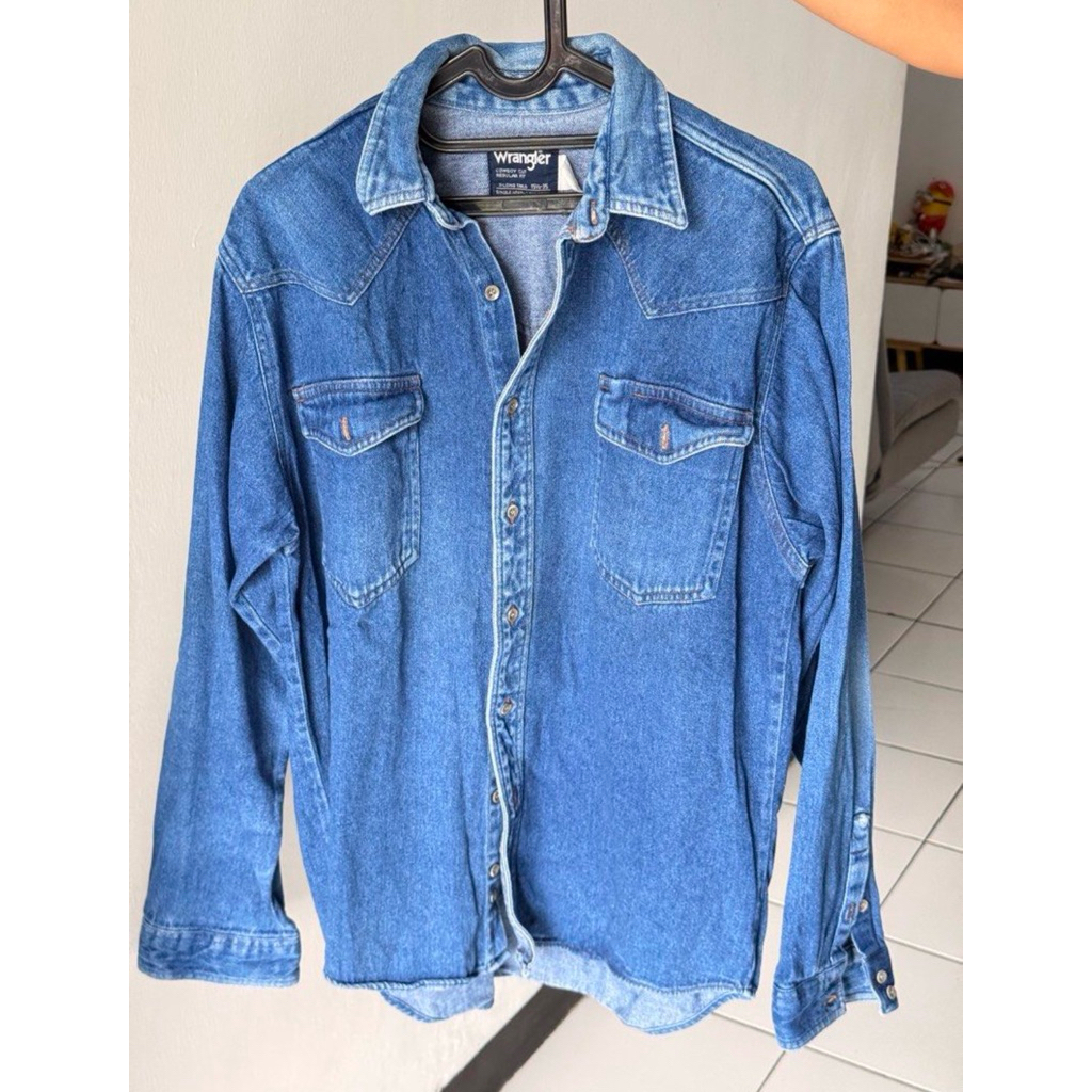 kemeja denim wrangler