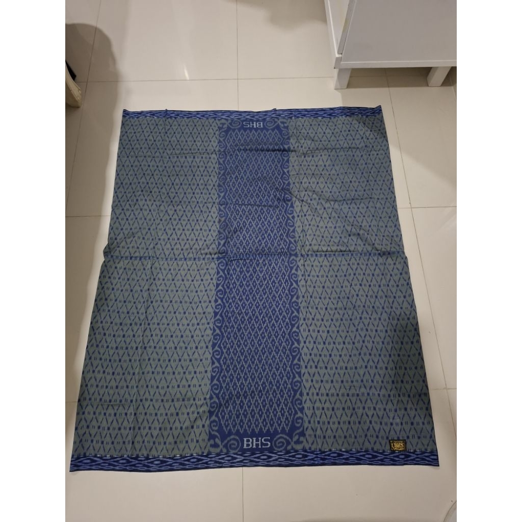 Sarung BHS Spunsilk KWG Full Sutra