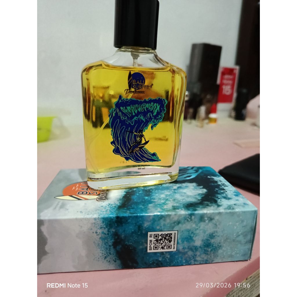 Bali surfer pemburu ombak