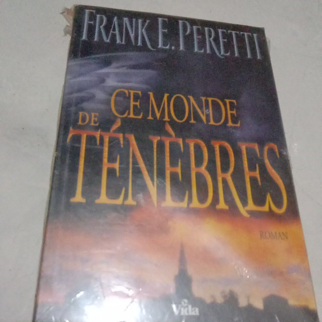 Novel Perancis Cemonde de Tenebres - Frank.E.Paretti