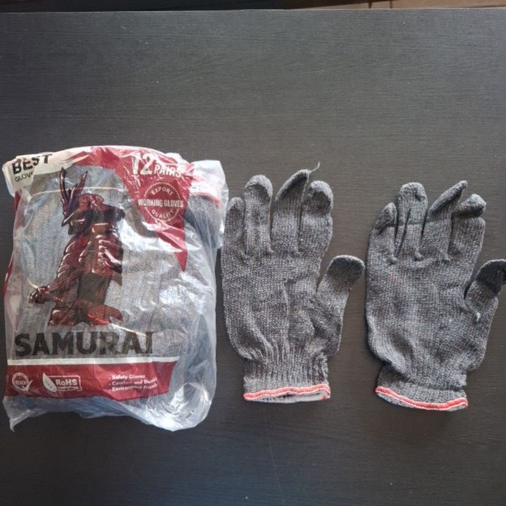 Sarung tangan B6 abu abu