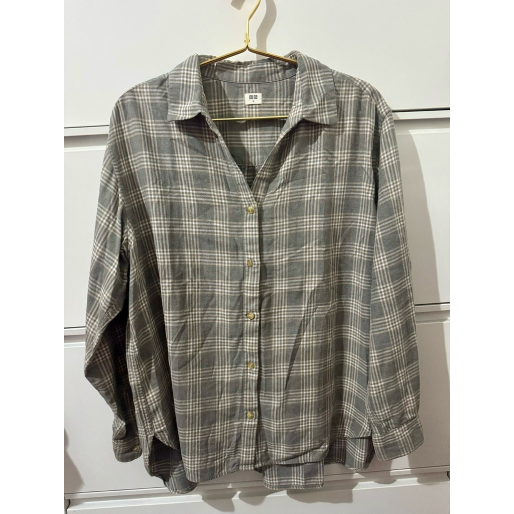 [Preloved] Kemeja Uniqlo XL