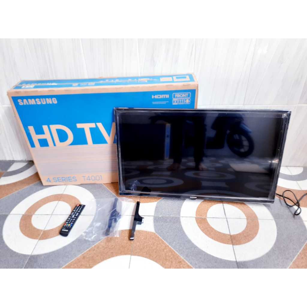 TV LED SAMSUNG 32IN DIGITAL TV MULUS SEPERTI BARU {J110}