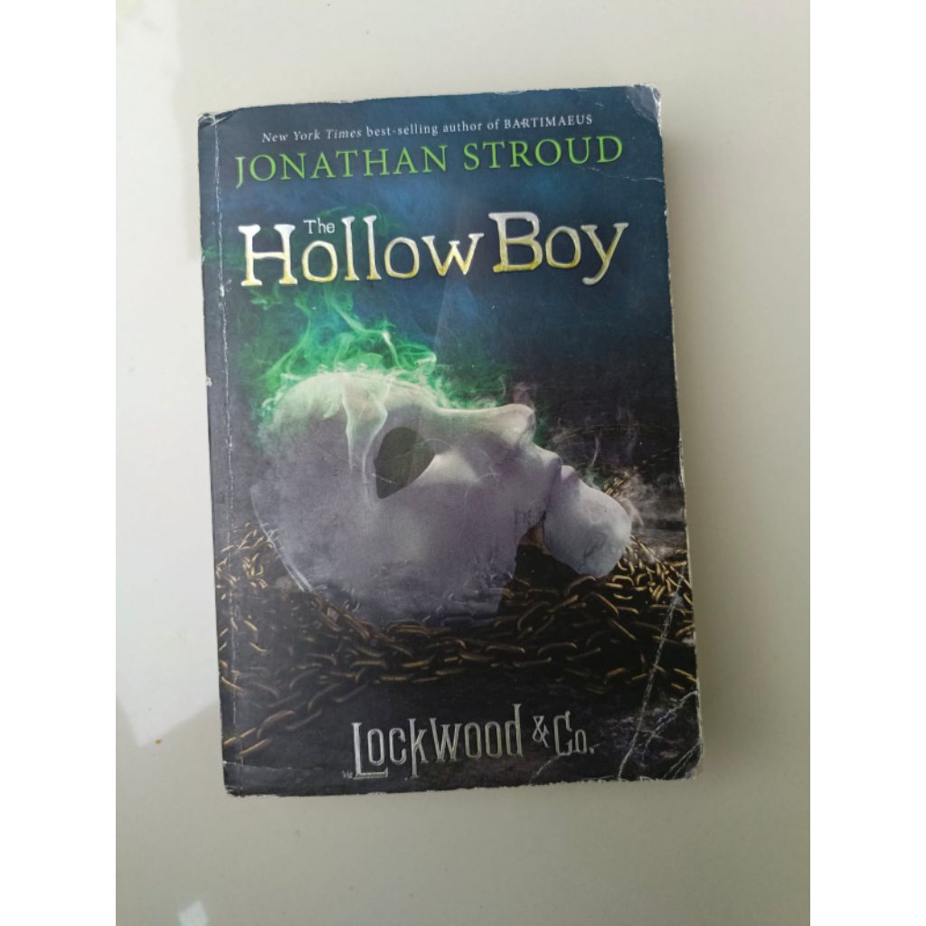 Hollow Boy karya Jonathan Stroud Preloved