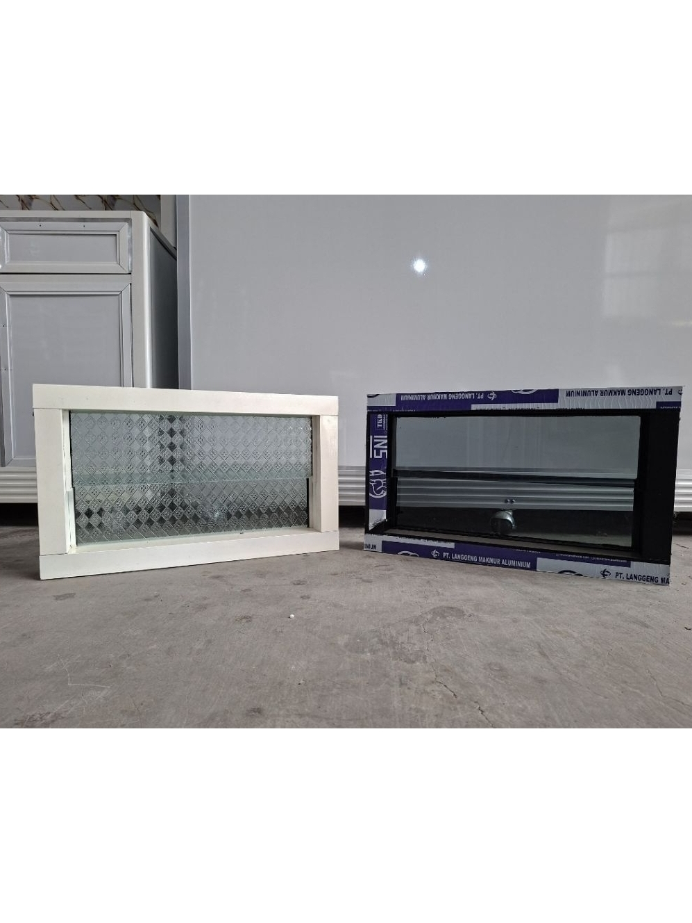 Jendela Boven Aluminium /Jendela Aluminium Kaca Zig Zag Ukuran 50 × 30