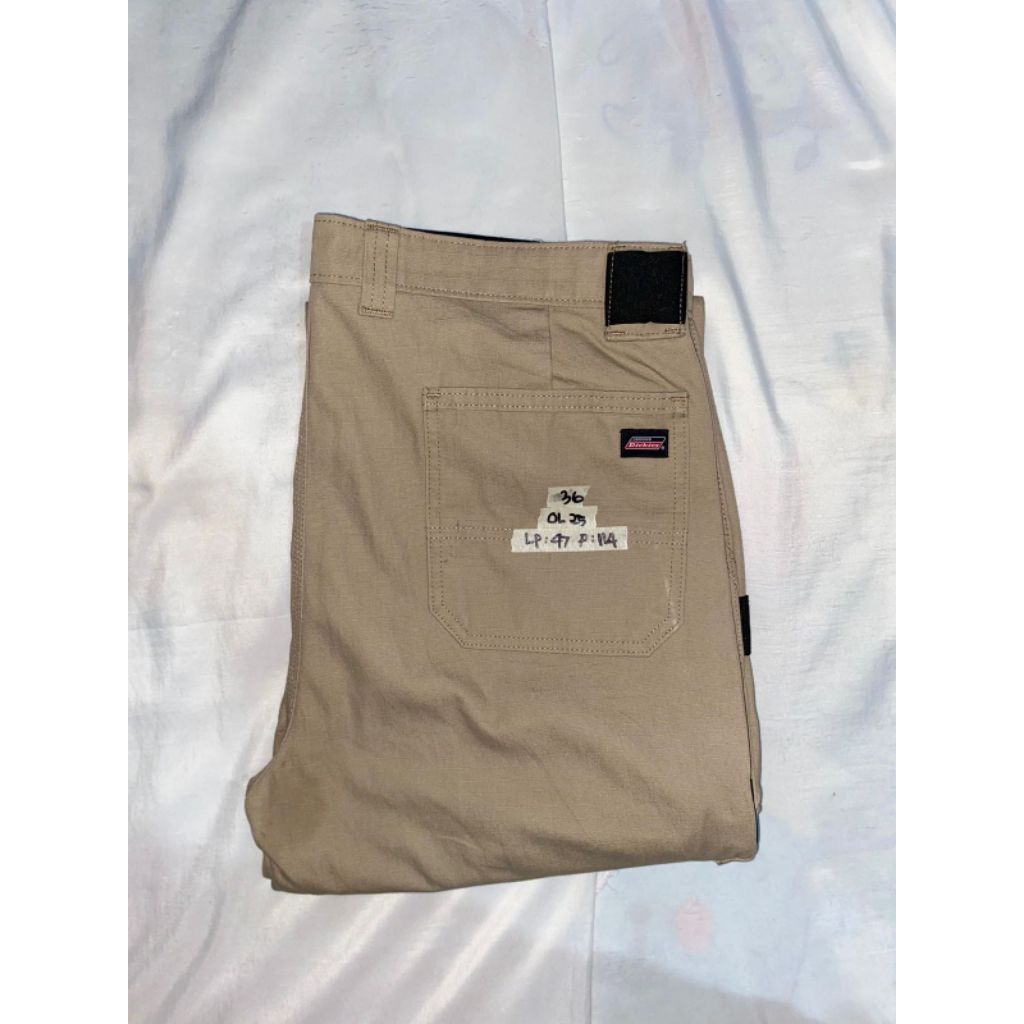 D*ckies Cargo Khaki