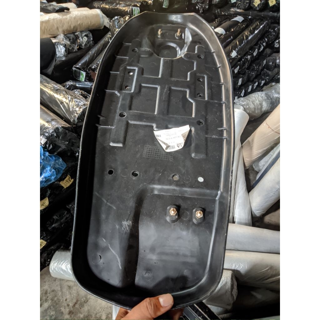 fiber tulang plastik jok motor Honda c70