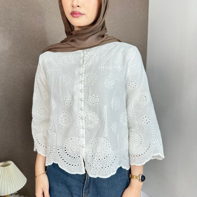 [RIJEK]NIKKI BLOUSE
