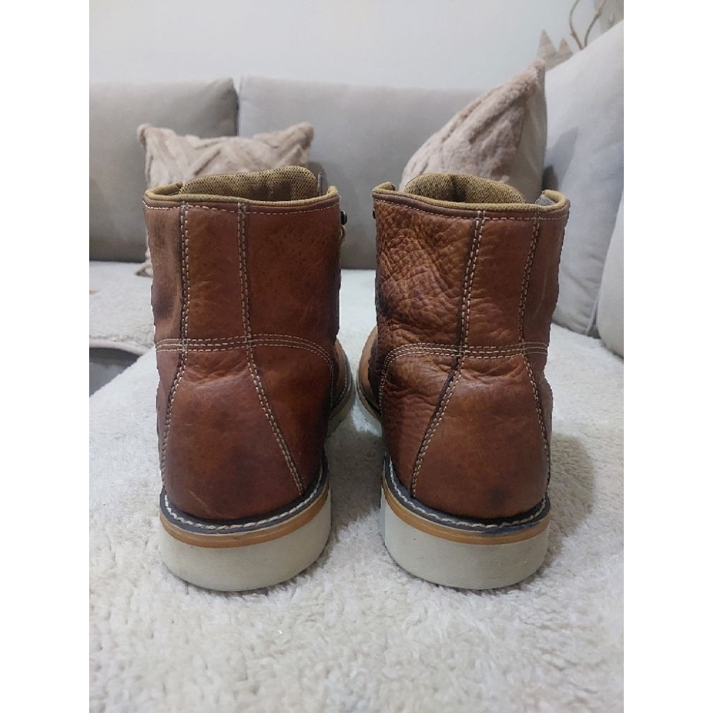 Sepatu Second CARHARTT