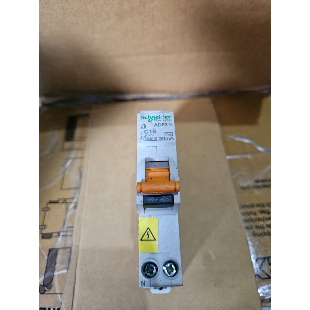 RCBO Schneider 10A