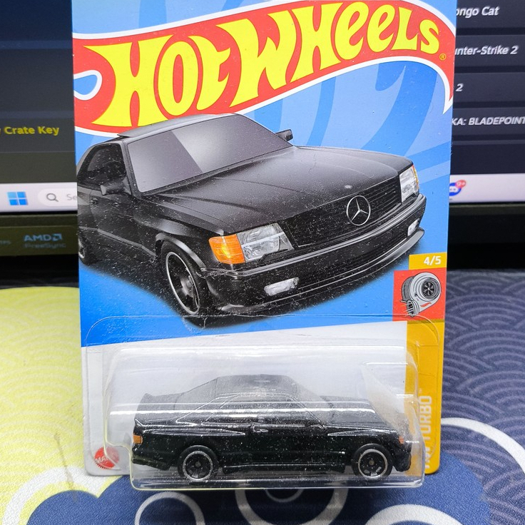 Hot wheels mercedes 560 sec