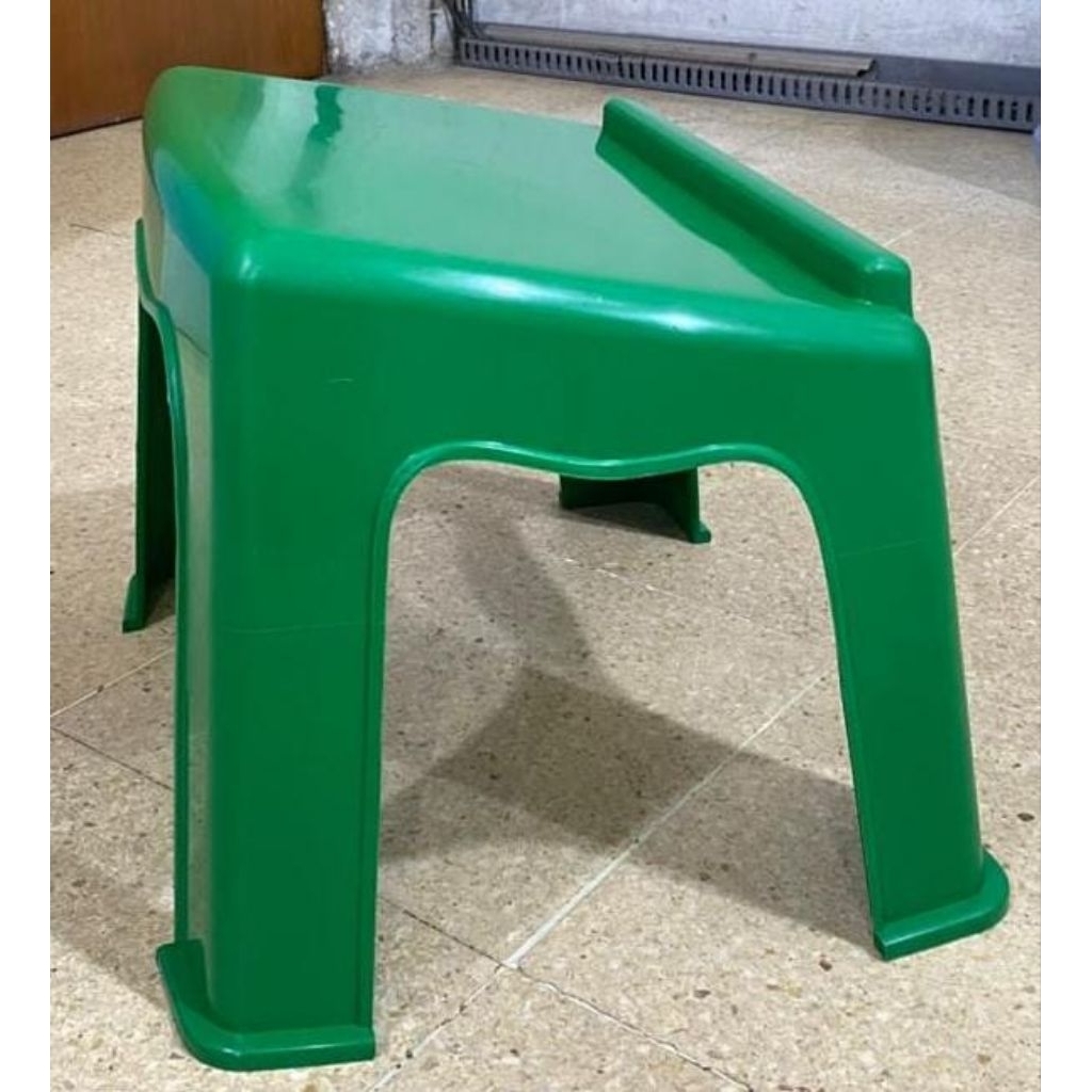 Meja Ngaji Plastik (20 PCS) Meja Belajar Model Miring Kokoh & Kuat Rehal Al Quran Meja Baca