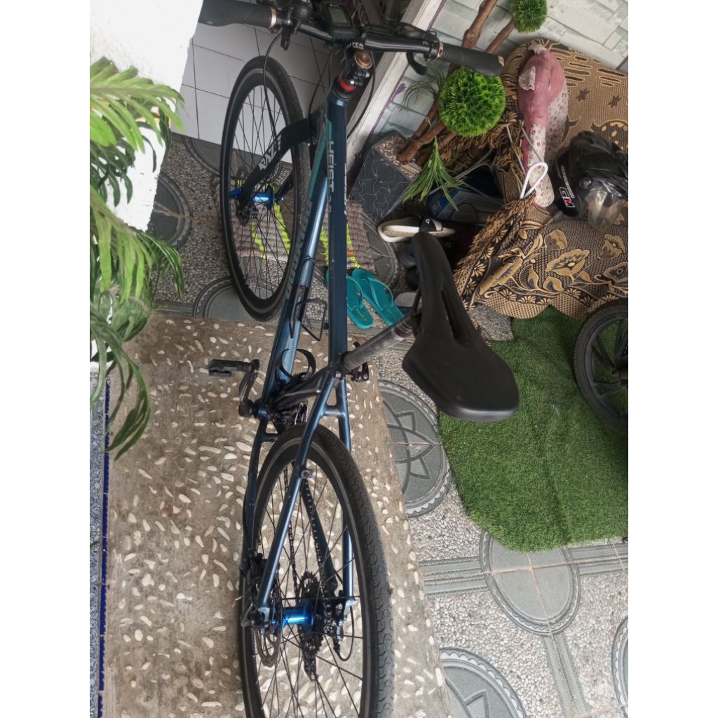 Sepeda Hybrid Polygon Heist 3