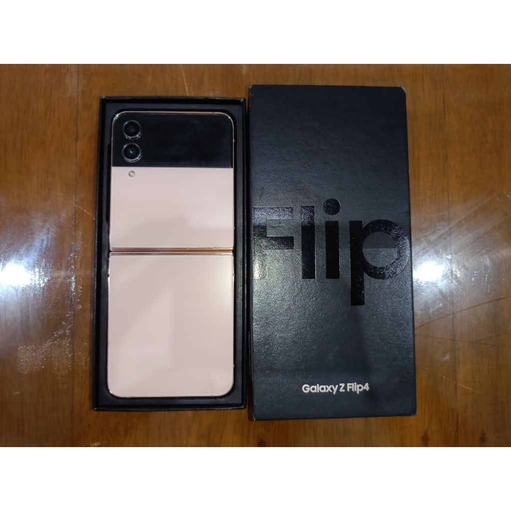 Samsung galaxy Z flip 4 (second) bisa nego