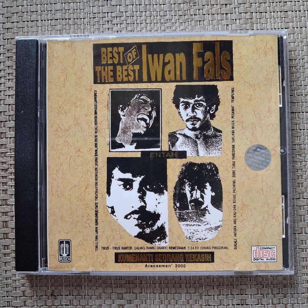 CD Iwan Fals - Best Of The Best Iwan Fals