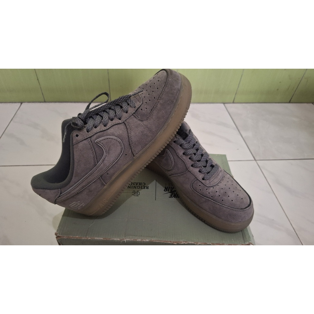 Nike Air Force 07 Reigning Champ