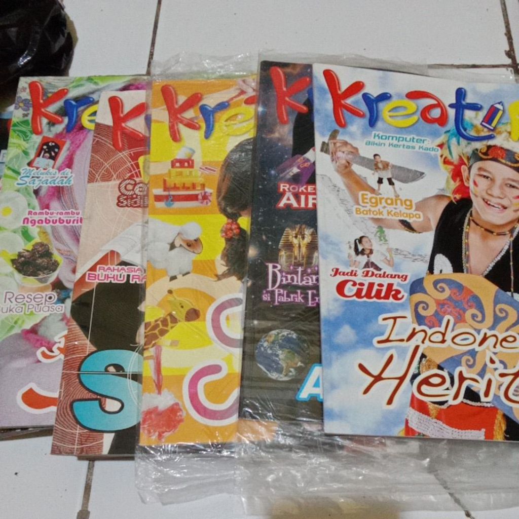 MAJALAH KREATIF RANDOM