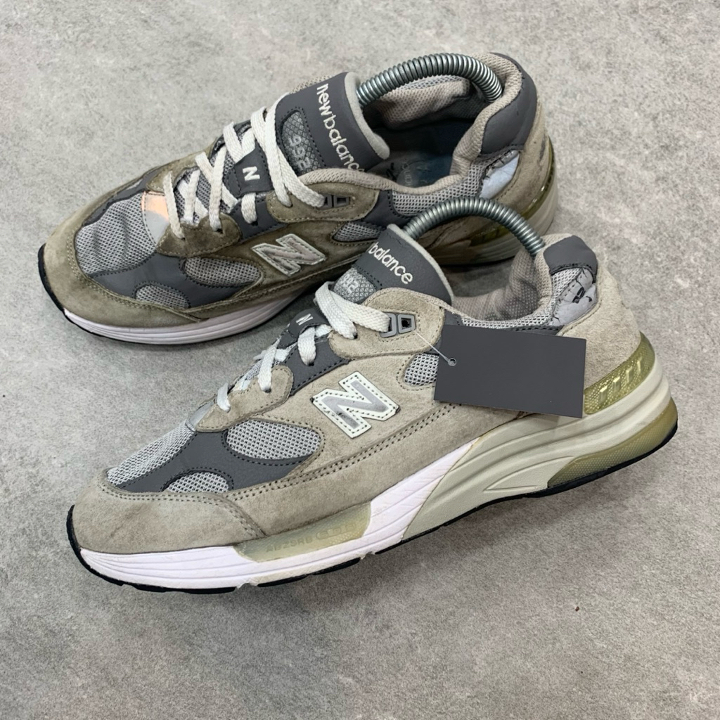 New Balance 992 Grey