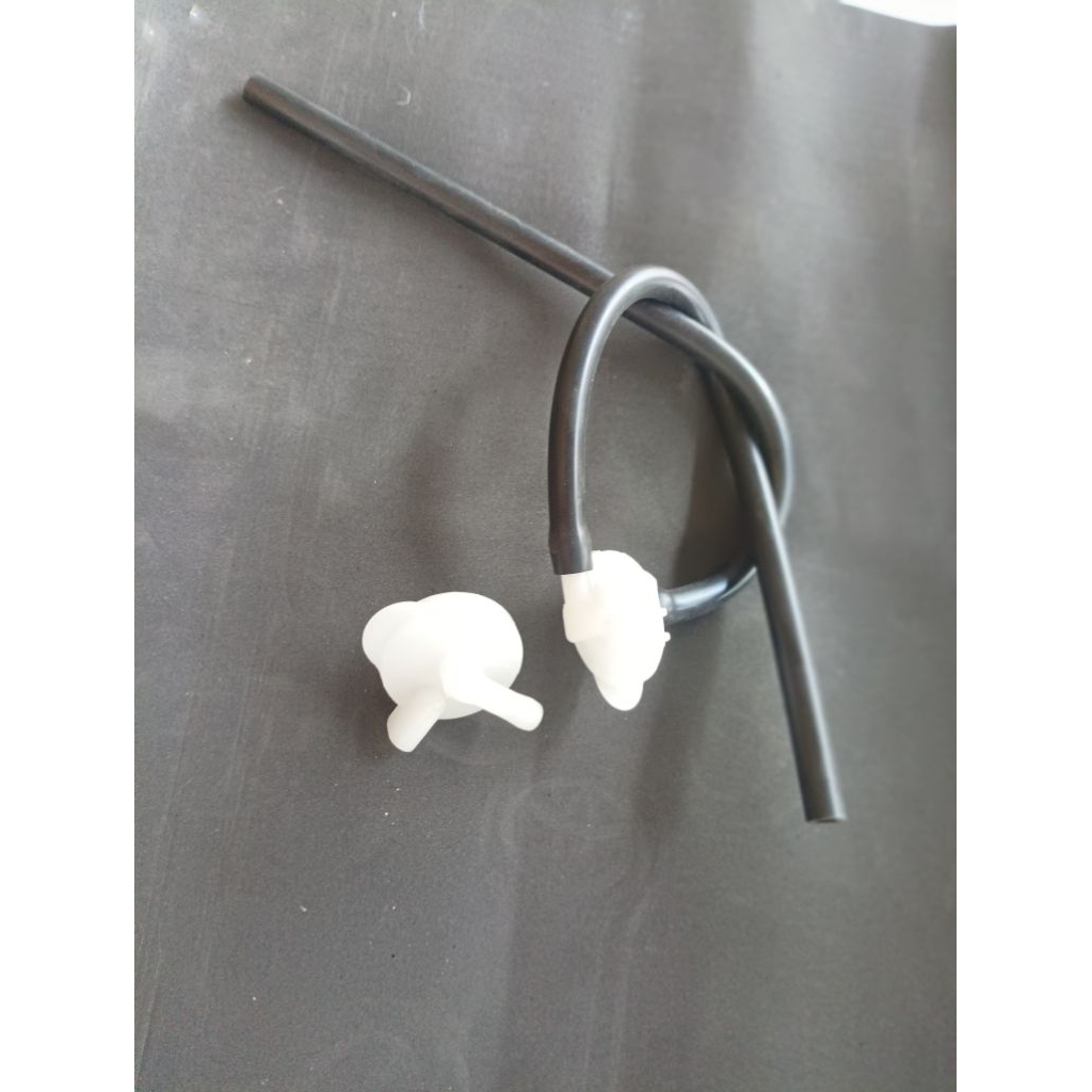 tutup tabung air cadangan air radiator mobil original